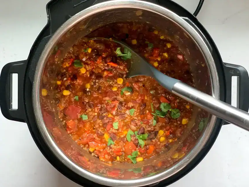 A hearty one‑pot vegetarian chili using quinoa and beans, built from pantry staples and ideal for make‑ahead meals.